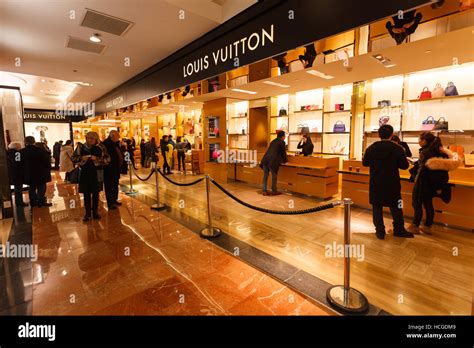 louis vuitton galeries lafayette photos|galerie lafayette paris.